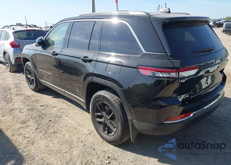 2025 Jeep Grand Cherokee Laredo/Altitude from USA, damaged, VIN 1C4RJHAG7SC296280